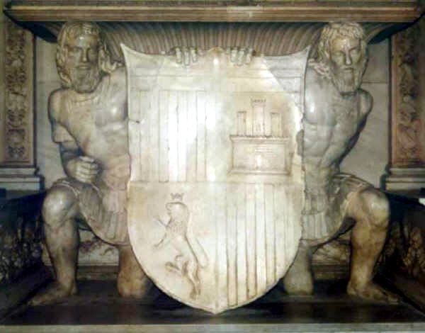 Detalle del escudo de Juan II Duque de Luna, Conde de Ribagorza, en la entrada del monasterio de Montserrat…